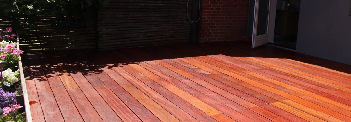 Slibning af træterrasse med riller